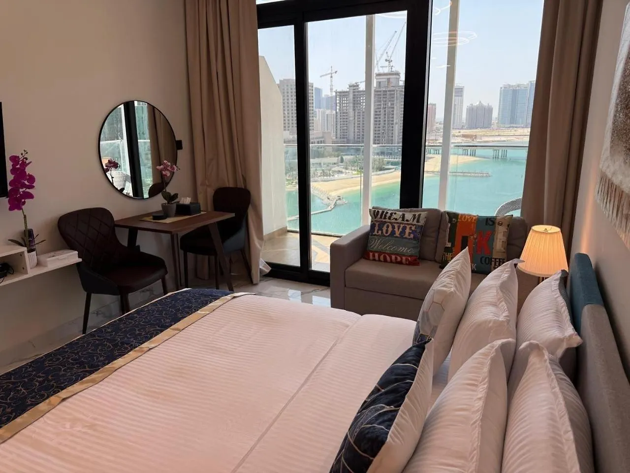 Studio Luxe In Maryah Island Near Cleveland & Adgm Abu Dhabi 0*,  Emirados Árabes Unidos